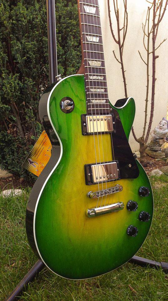 You are currently viewing Gibson Les Paul “Studio” refinish