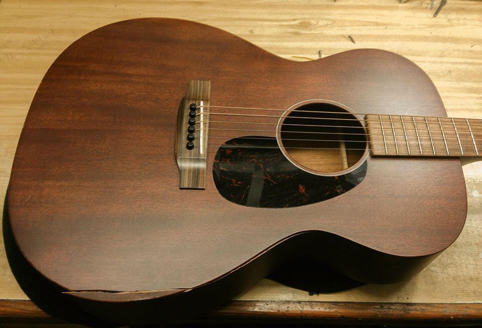 You are currently viewing Martin 000-15 acoustic guitar – Top repair