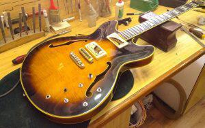 Read more about the article Ibanez Artist AS 200 (made in Japan)