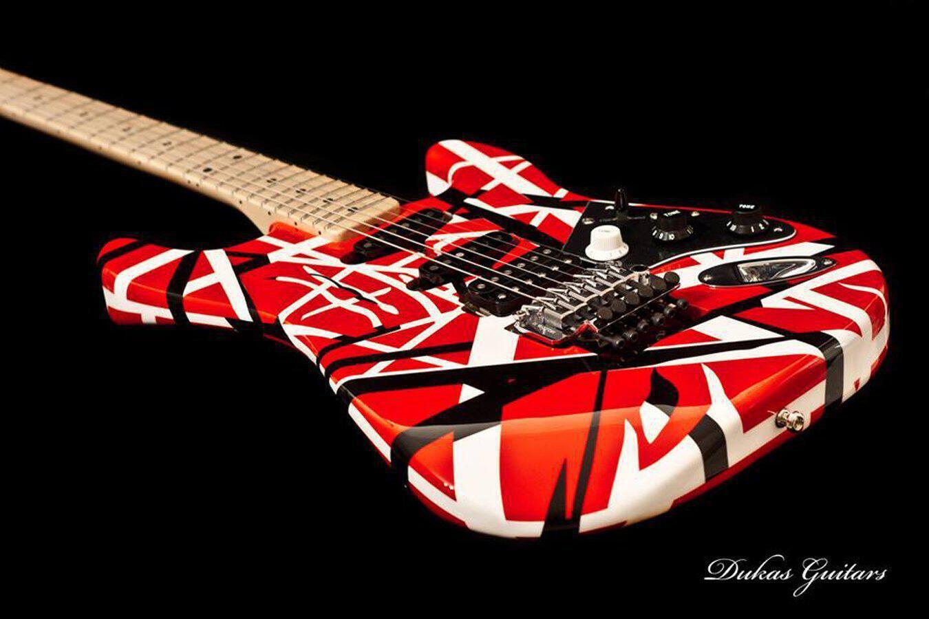 You are currently viewing Dukas Starlight custom » EVH» for Kostas