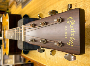 Read more about the article Martin D-28 repair
